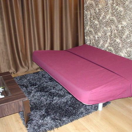 Lvv Palace Apartment Pantai Sunny Luaran gambar