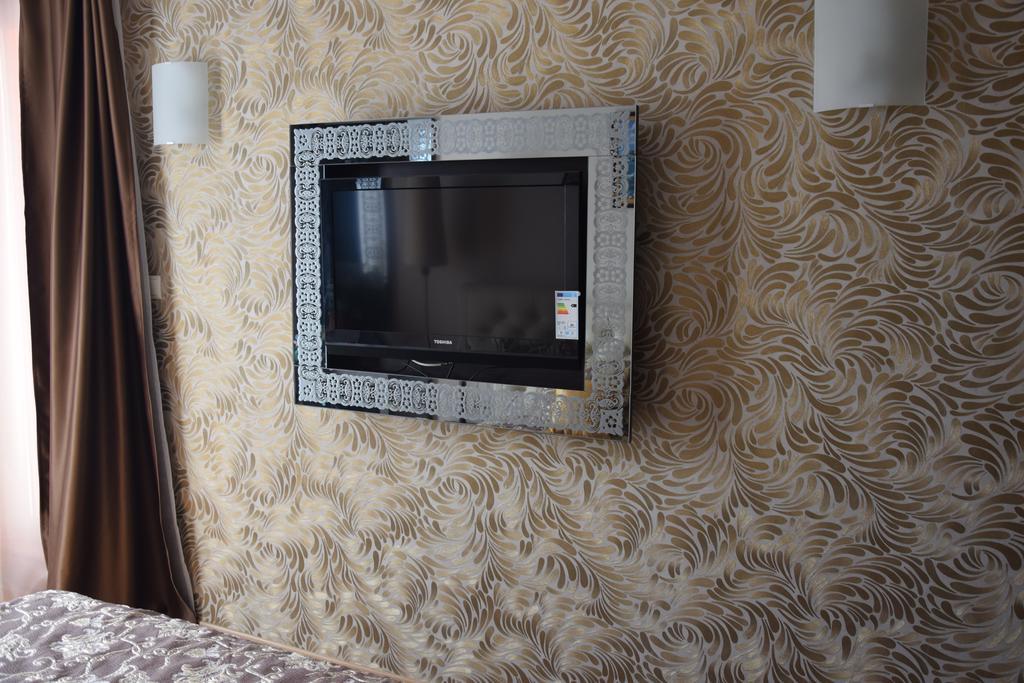 Lvv Palace Apartment Pantai Sunny Luaran gambar