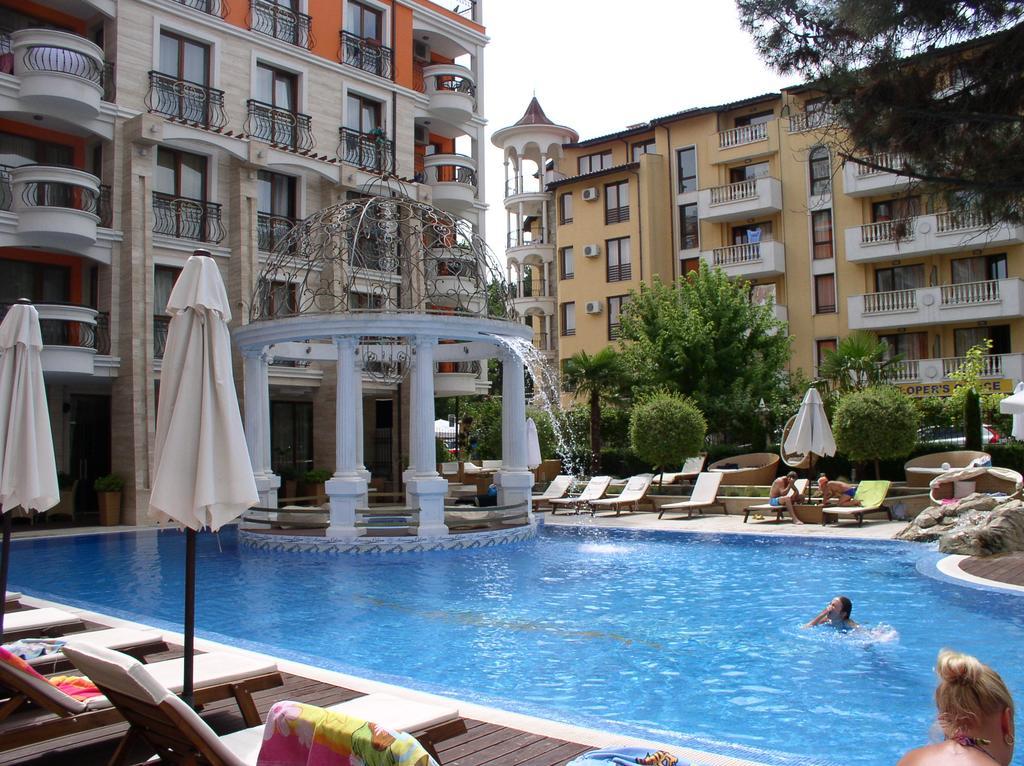 Lvv Palace Apartment Pantai Sunny Luaran gambar