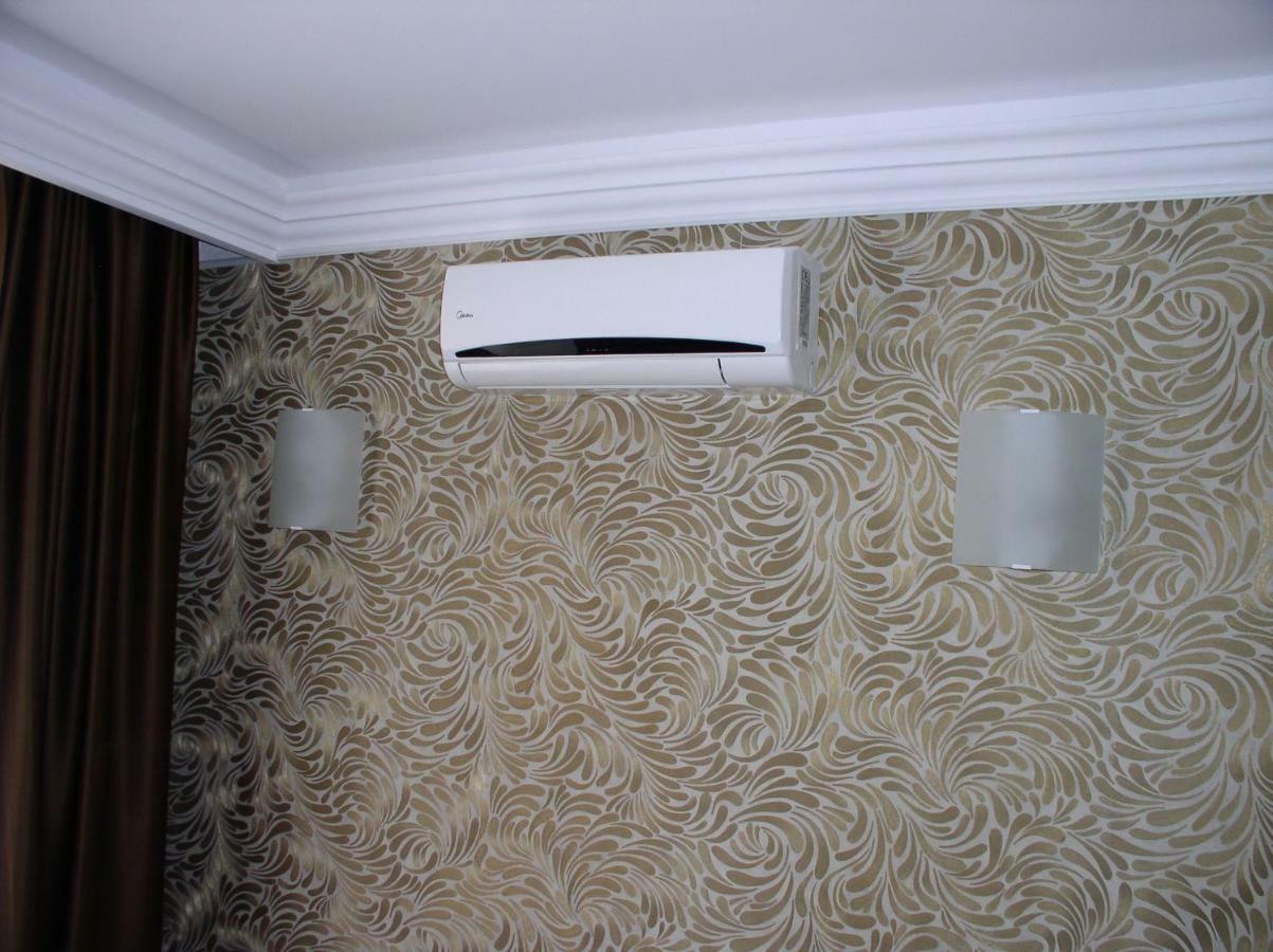 Lvv Palace Apartment Pantai Sunny Luaran gambar